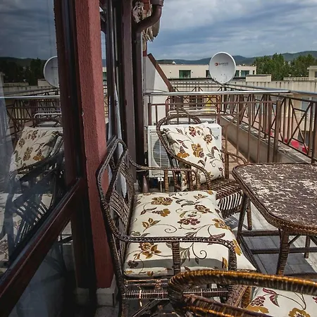 Pacific - 1bd. Apt W/ Terrace, 5mins To Beach *