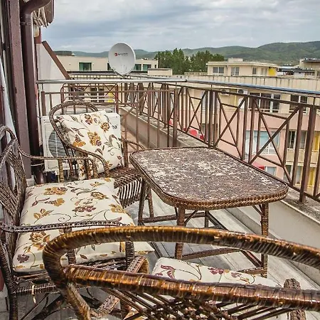 Pacific - 1bd. Apt W/ Terrace, 5mins To Beach *